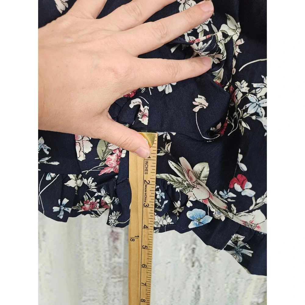 Nasty Gal Navy Floral Tie Front Romper 3/4 Bell Sleeve Ruffle Hem Womens Size 8 - Picture 8 of 9